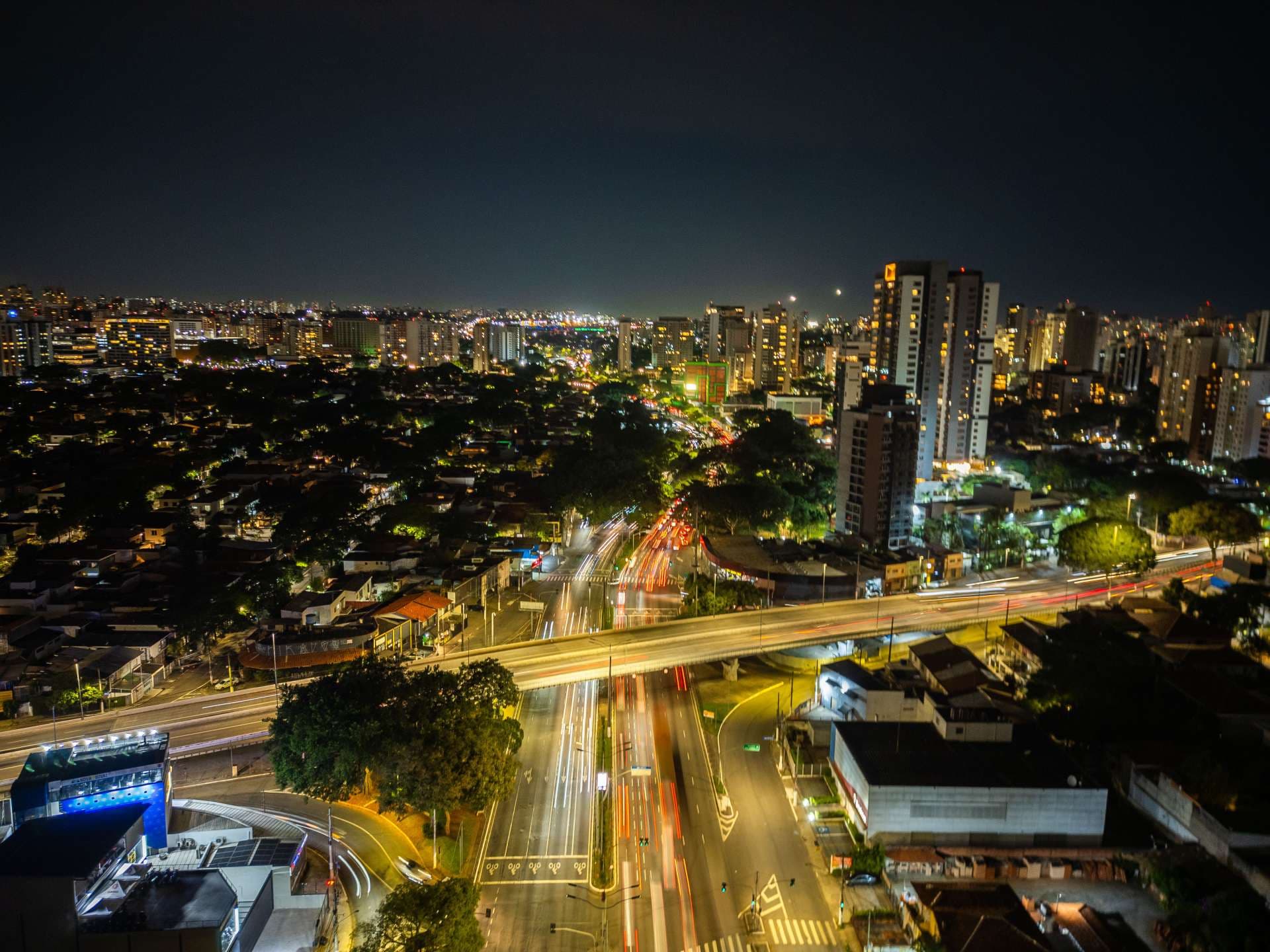 AV. dos Bandeirantes